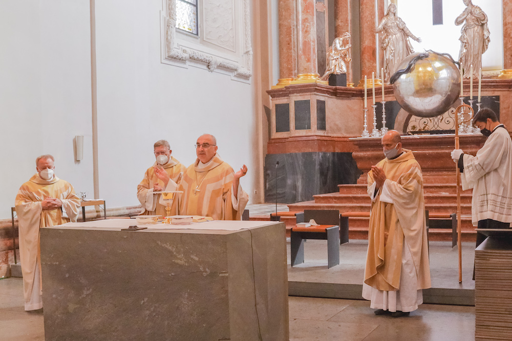 Heilige Messe mit Diözesanbischof Dr. Wilhelm Krautwaschl