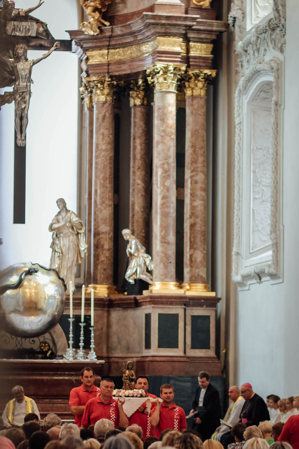 Andacht mit Übergabe der Wandermuttergottes Mariazell