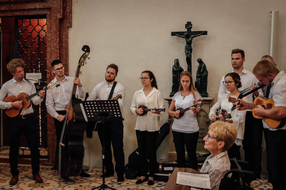 Andacht mit Übergabe der Wandermuttergottes Mariazell