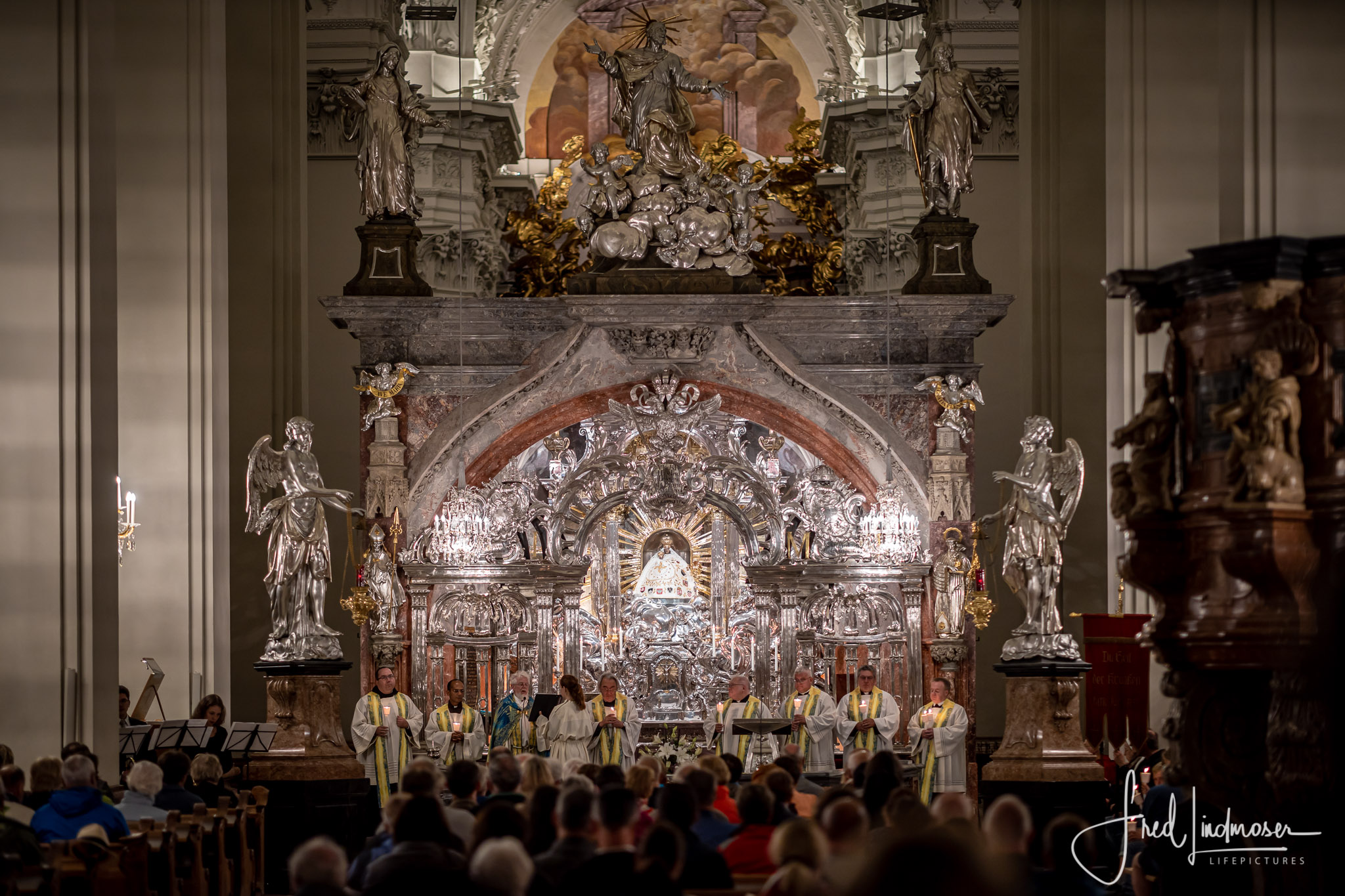 Große Lichterprozession in Mariazell Mariä Himmelfahrt 2019